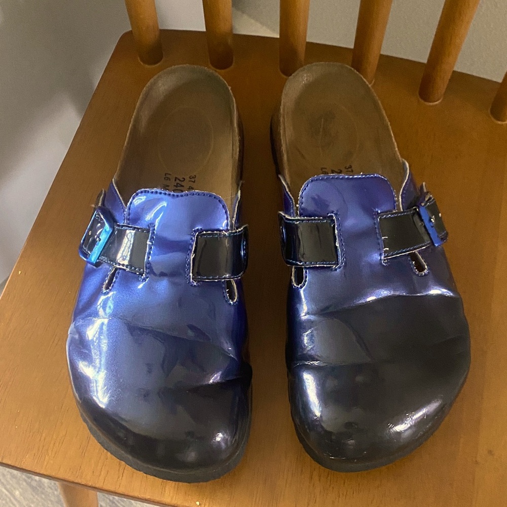Blue and Black Slip-On Clogs Betula L6 M4